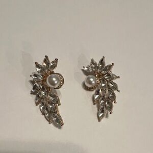 Gold and Silver Crystal Pearl Earrings EUC